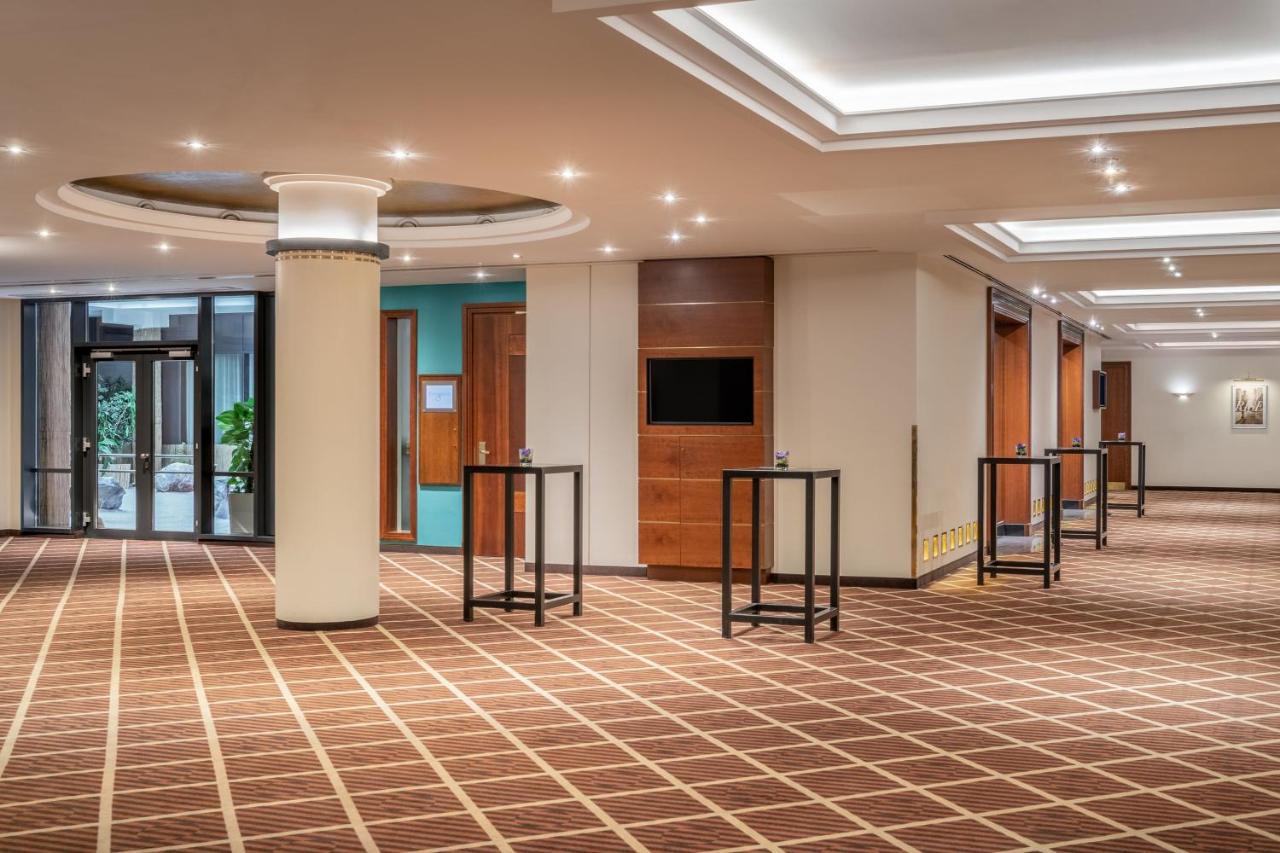 The Westin Grand 5*
